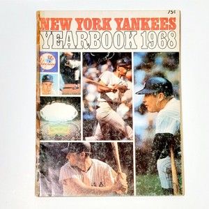 New York Yankees 1968 Team Yearbook Mickey Mantle Cover Feature Fair Complete!